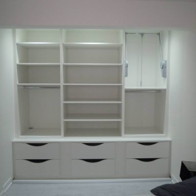 DRESSING AVEC PORTES COULISSANTES & MIROIRS