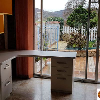 BUREAU D’ANGLE